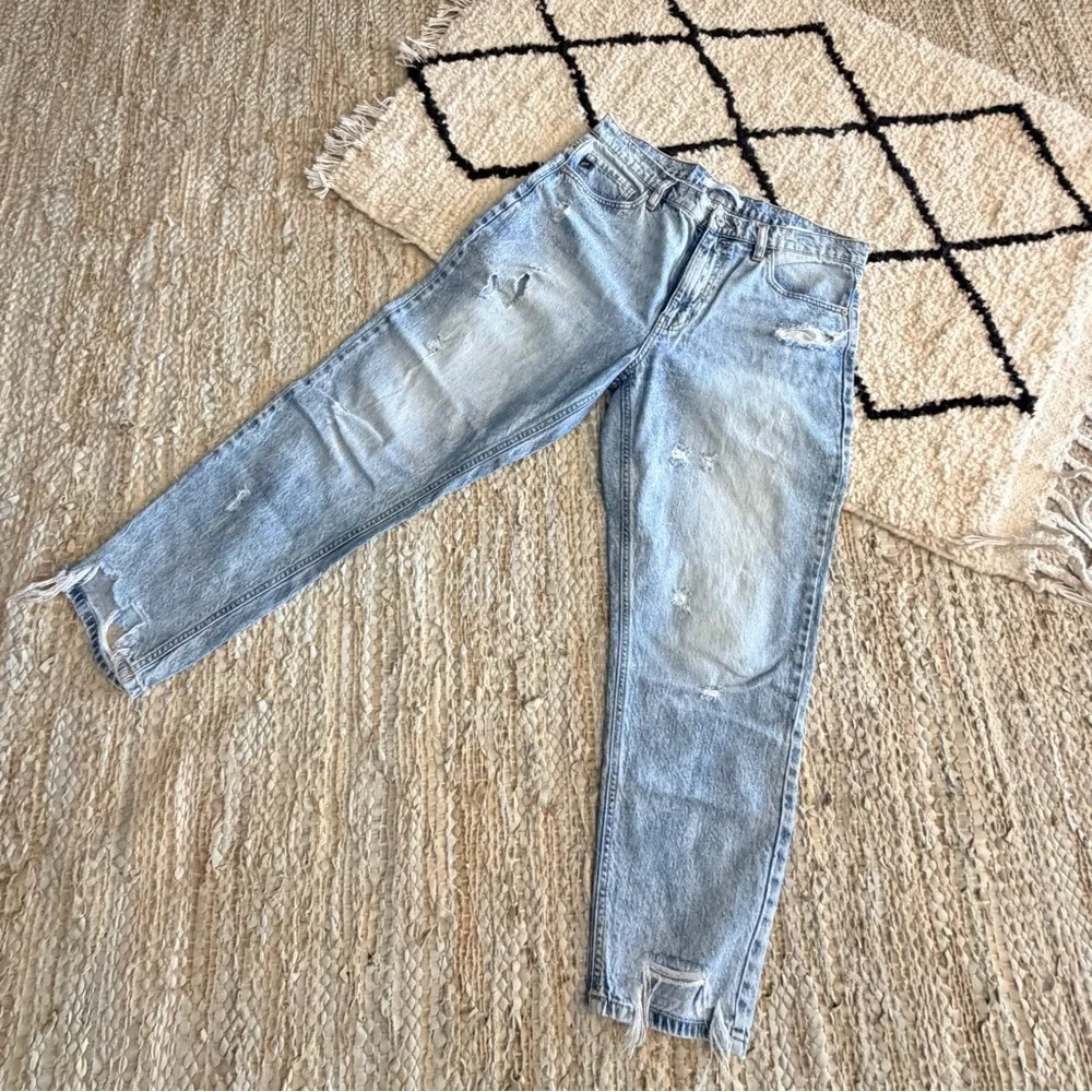 KanCan Light Blue Cropped Distressed Acid Wash Boyfriend Jeans - Picture 1 of 9